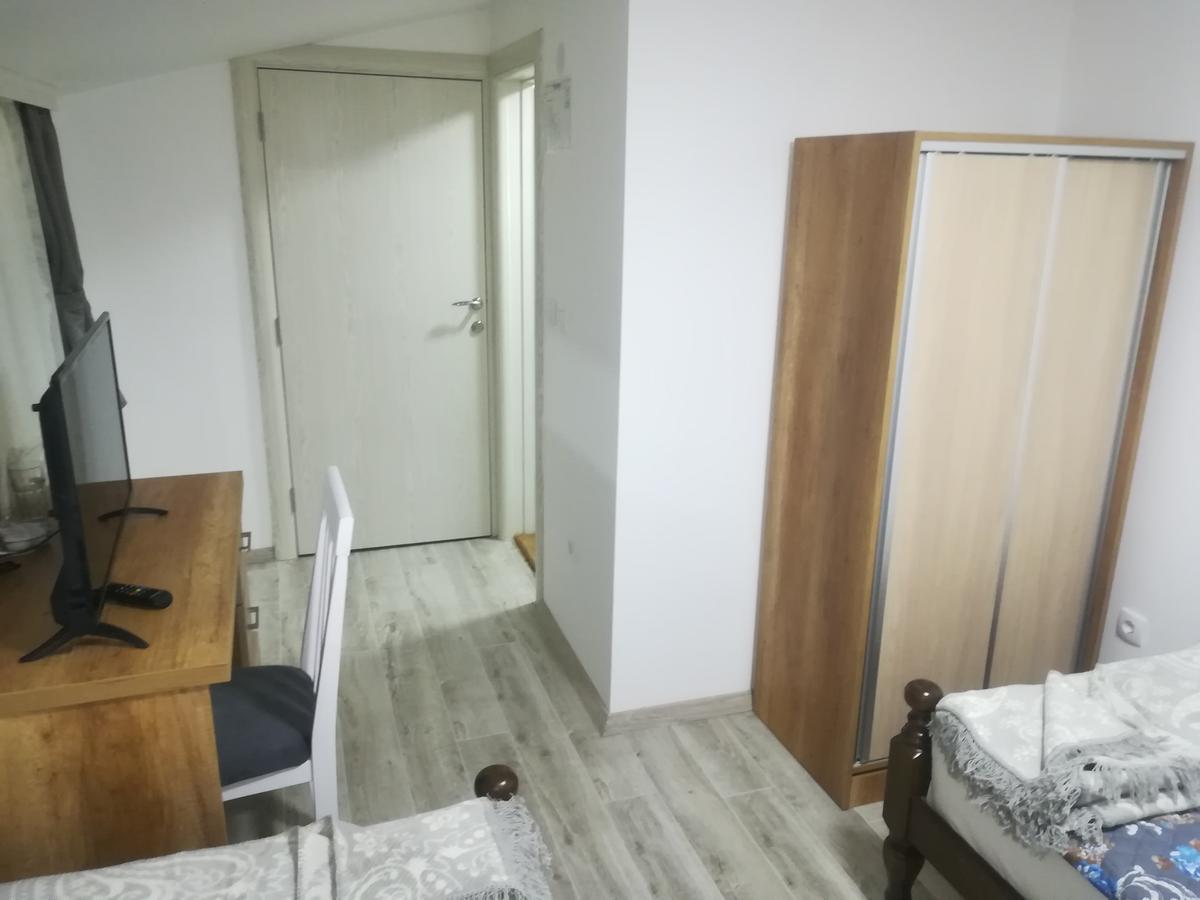 Karavan 123 Raska Exterior photo